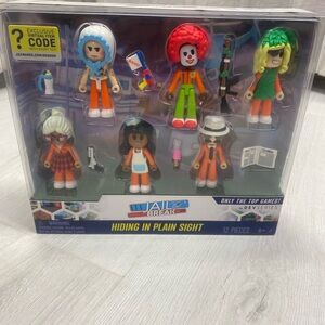 Hiding in Plain Sight Action Figures Set